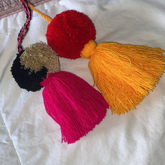 Pom pom tassel accesory no keychain Handbag charm - Picture 8 of 8